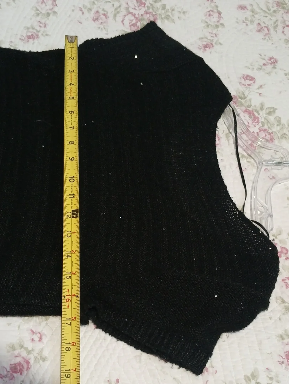 Womens sz. L Black Knit Sequin Top